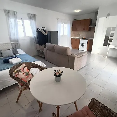 Bella Flor Apartment Playa Honda (Lanzarote)